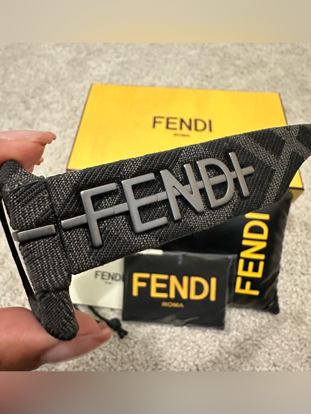 New FENDI FF Monogram Limited Edition Sunglasses FE40074U - Picture 8 of 10